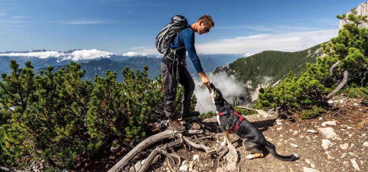 Naturel Hoteldorf Schoenleitn Latschach ober dem Faakersee Bagian luar foto