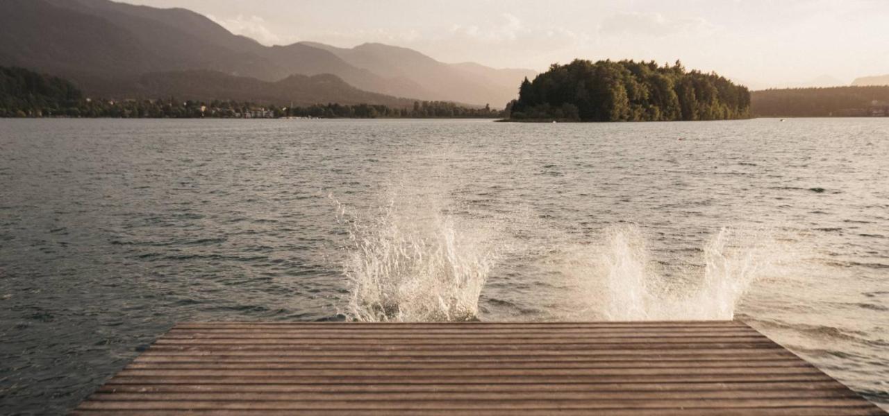 Naturel Hoteldorf Schoenleitn Latschach ober dem Faakersee Bagian luar foto